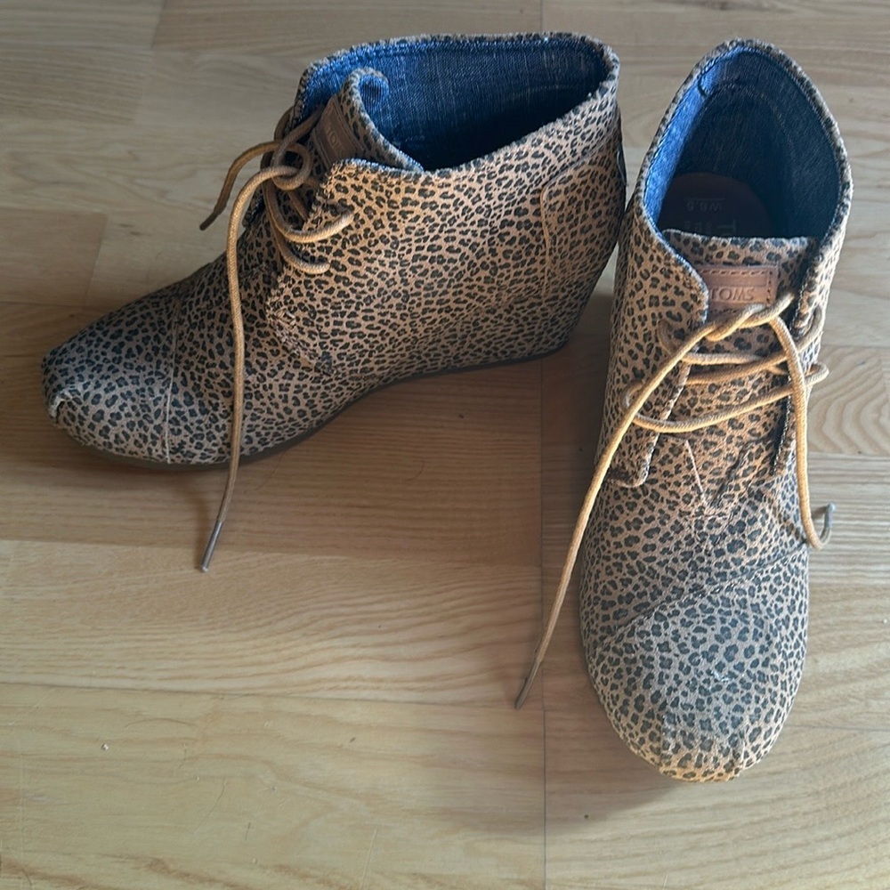 Women’s Tom’s Wedges